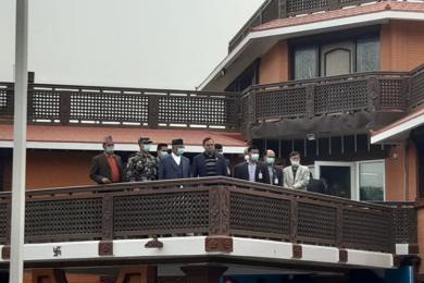 आजबाट एमाले मुख्यालय थापाथलीमा